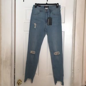 Fashion nova skinny jeans✨